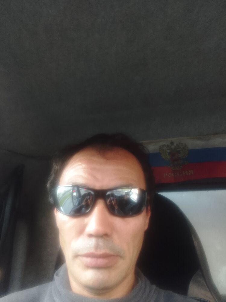  46053896  , 42 ,    