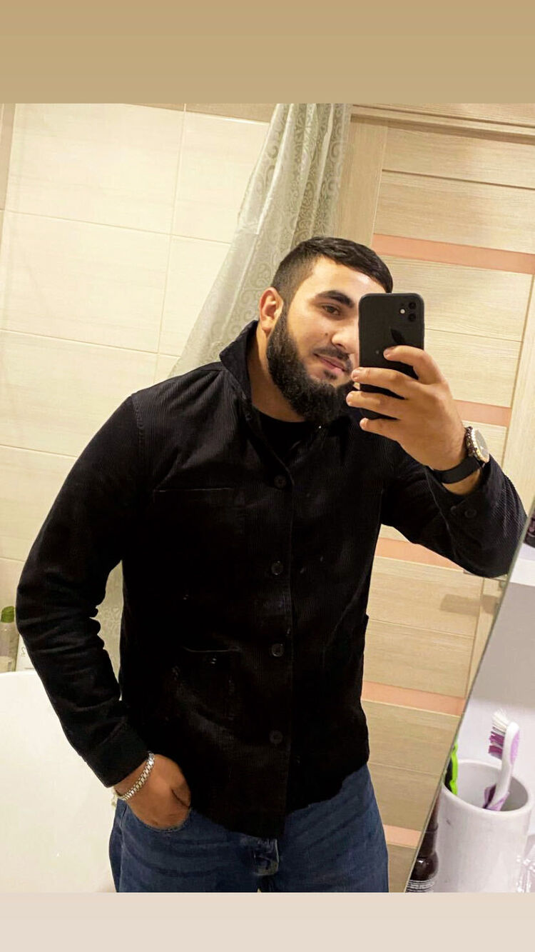 48873496  , 30 ,    