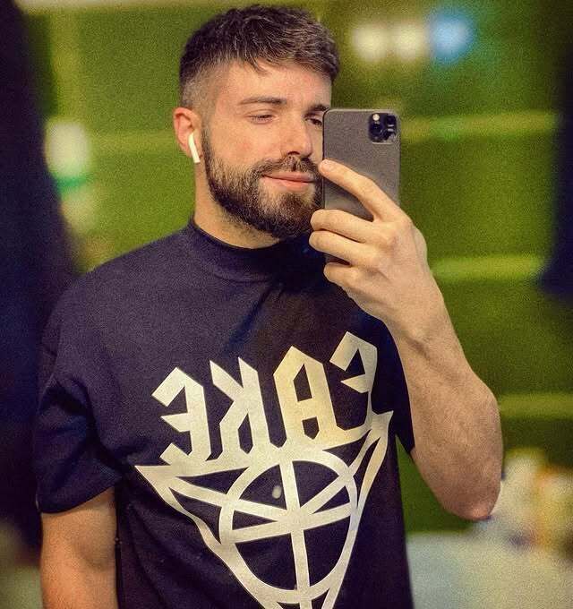  52974176  , 34 ,    