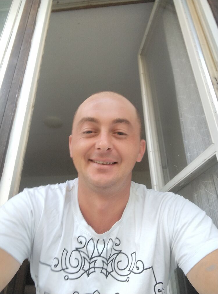  Praha,   , 33 ,   ,   