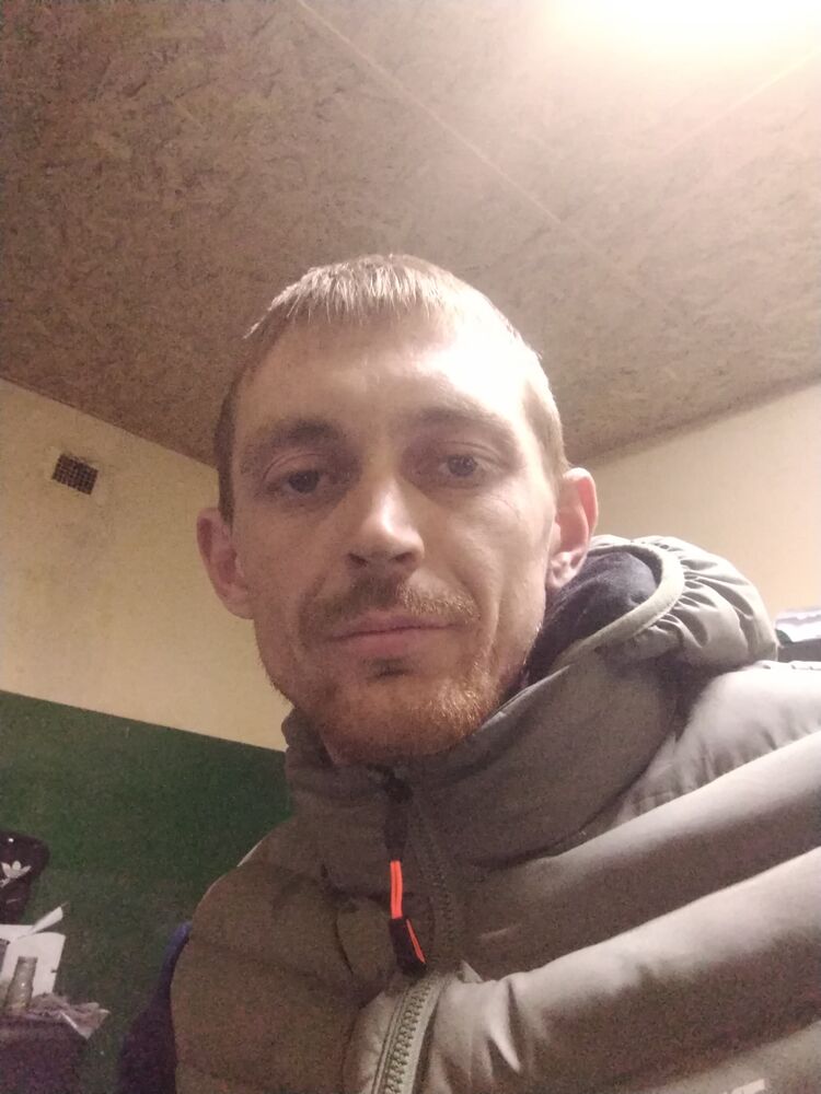  47070046  , 32 ,    