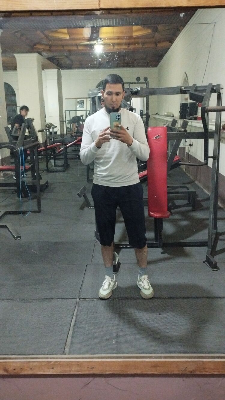  42901646  Aziz, 34 ,    