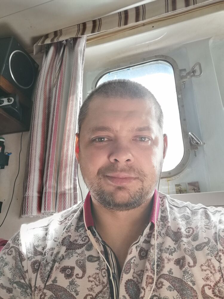  32392666  , 39 ,    