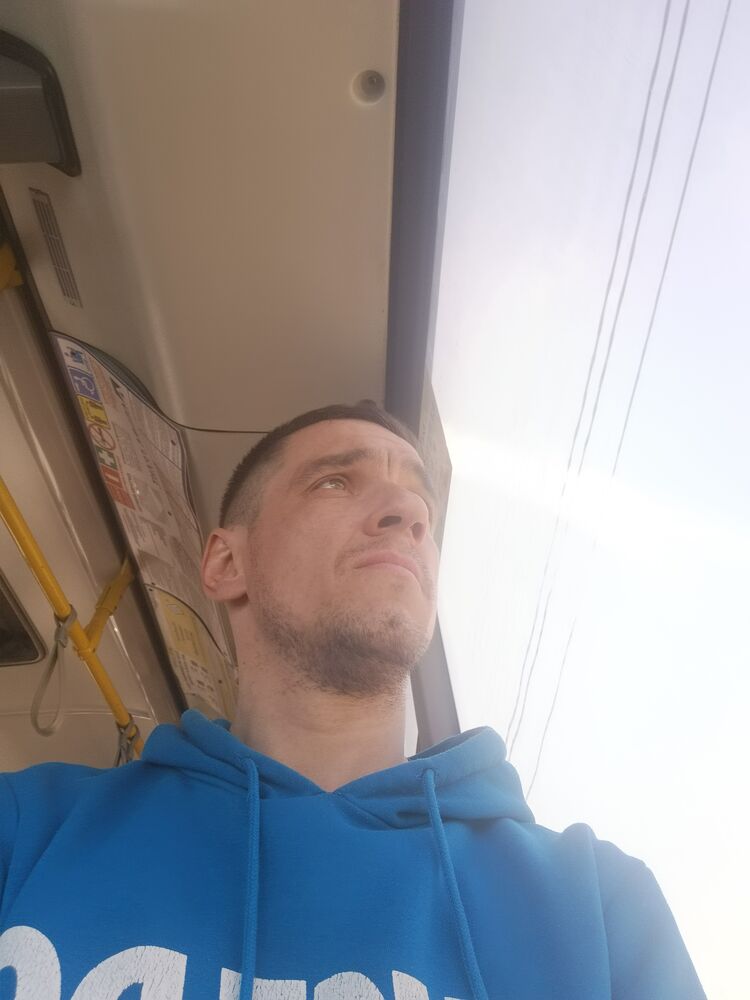  40708776  , 35 ,    