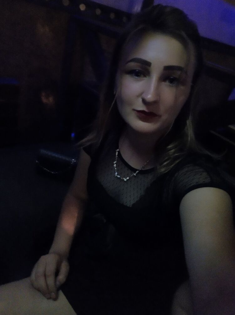  18072366  Anastasiya, 25 ,    