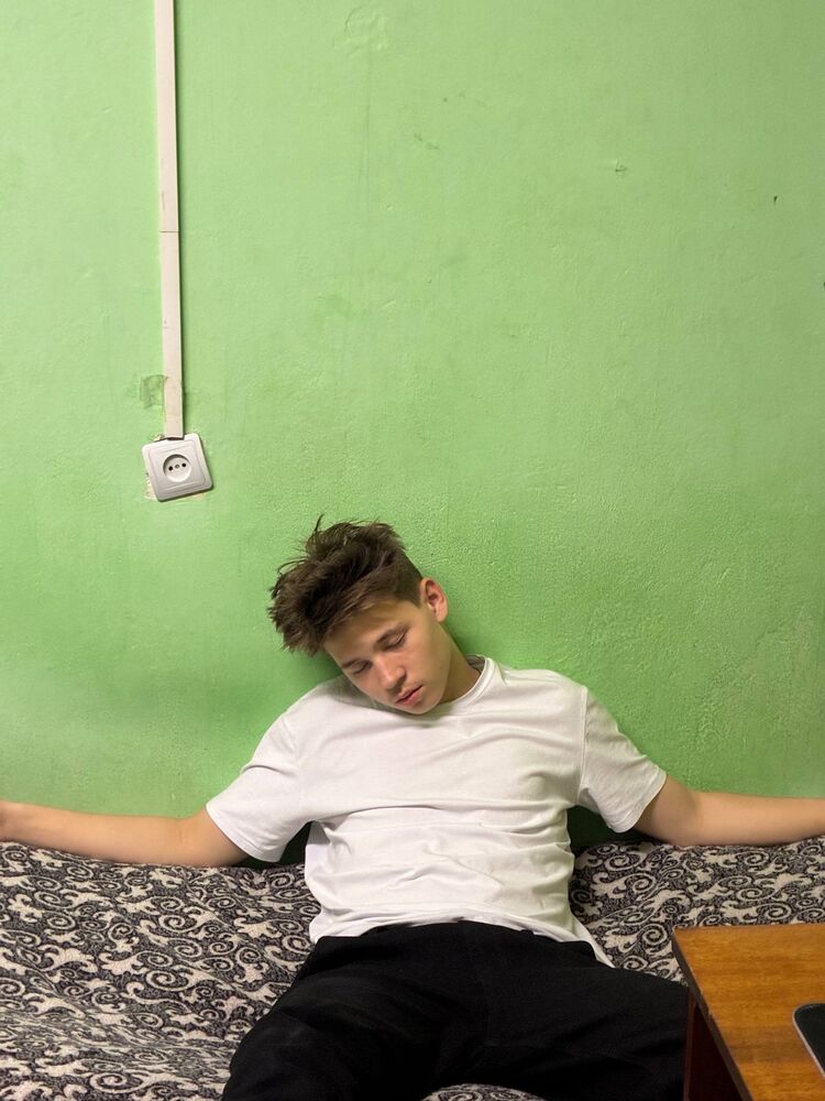  54220466  Lil saint, 19 ,    Bronxville