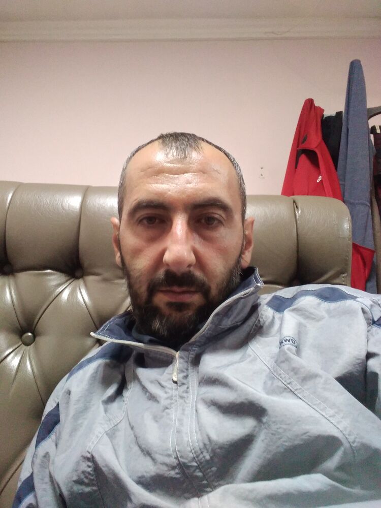  ,   Grigor, 41 ,   ,   