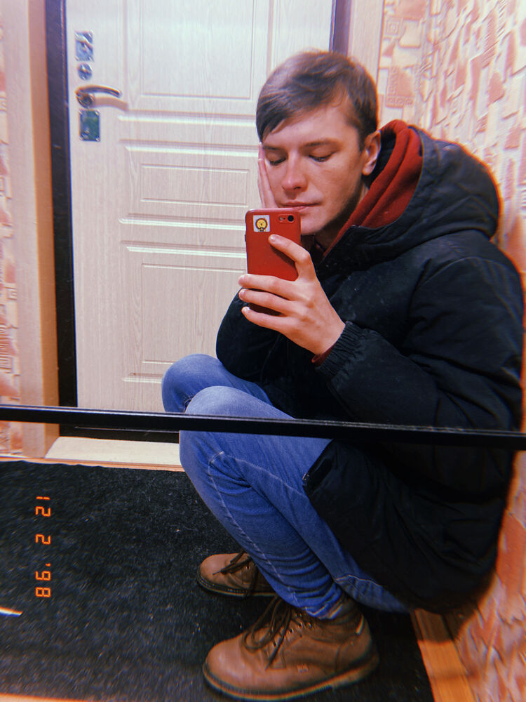  -,   Denis, 31 ,   ,   