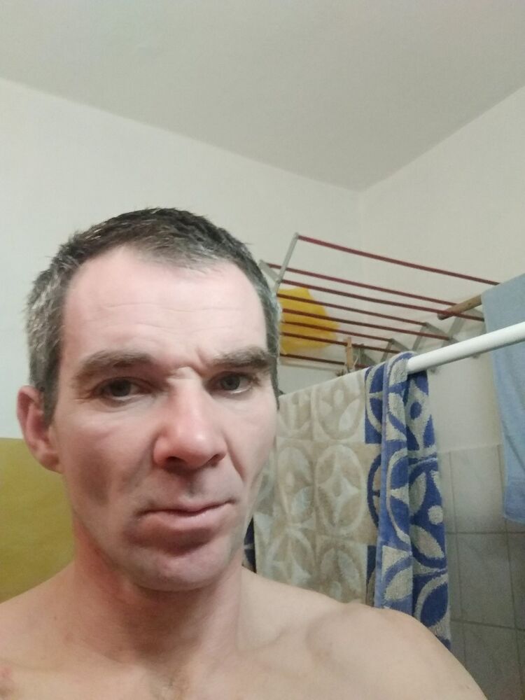 ,   Robert, 48 ,   ,   , c 