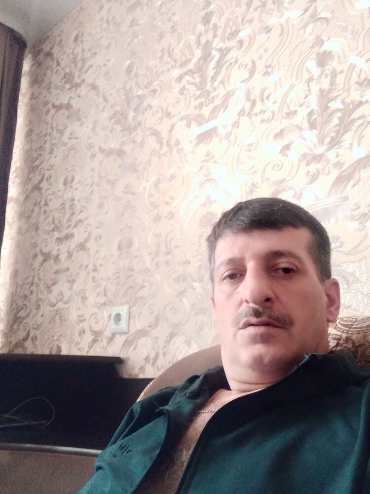  33995606  Rauf, 52 ,    