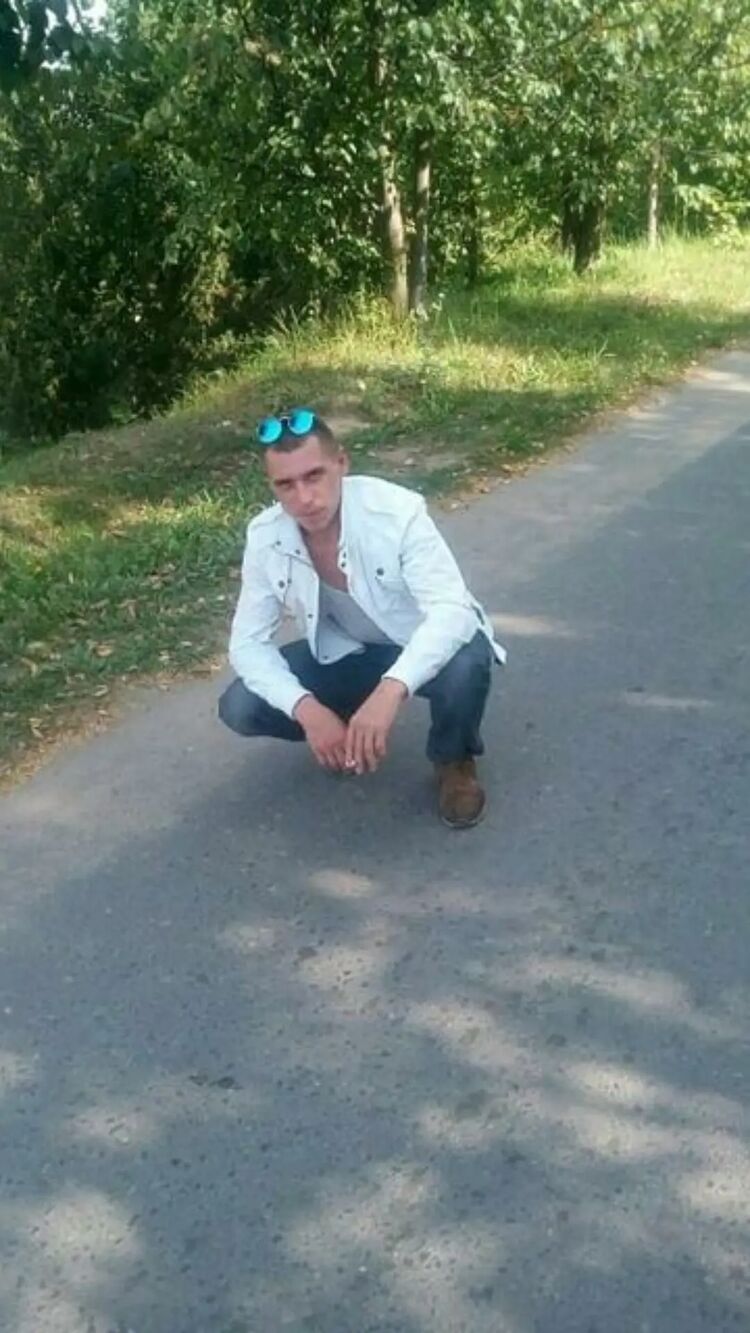  38350896  , 32 ,    