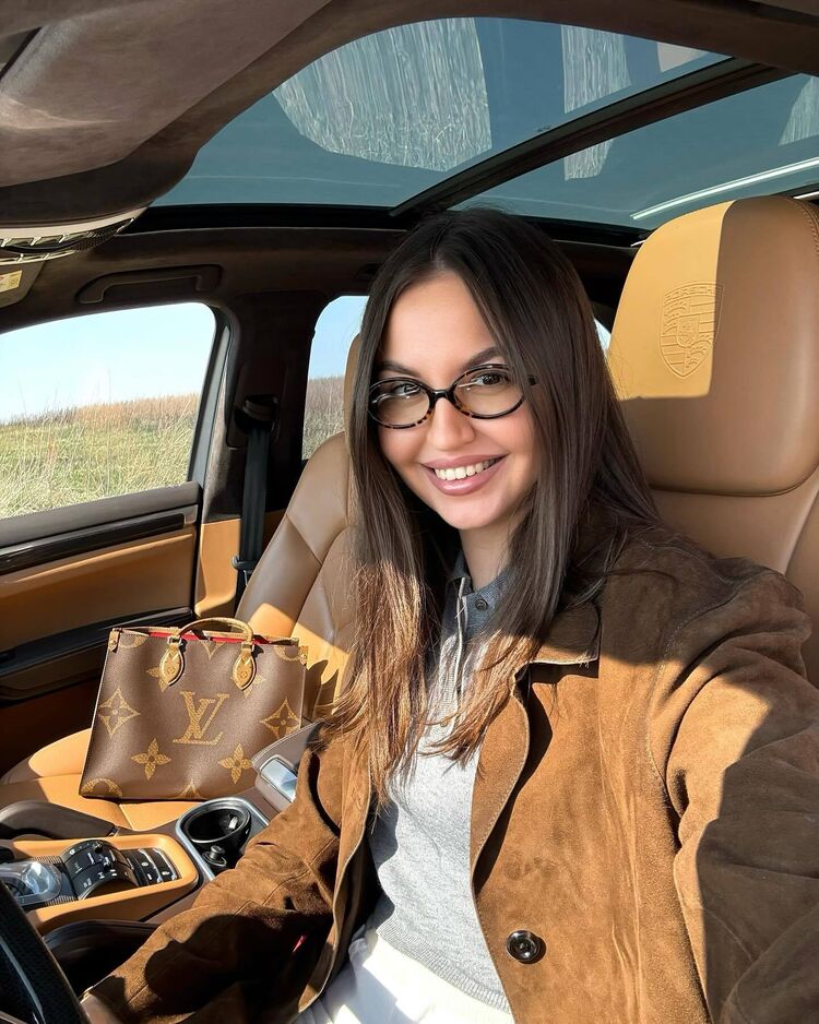 ���� 51593136 ������� �����, 32 ����, ���� ���������� � ����������