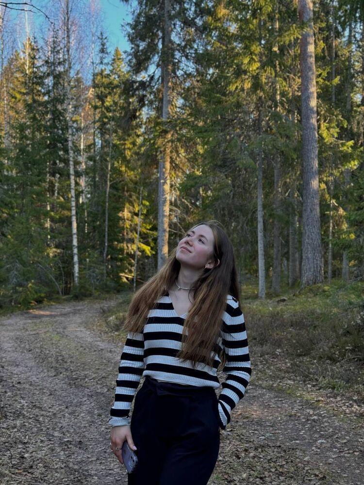  -,   , 21 ,   