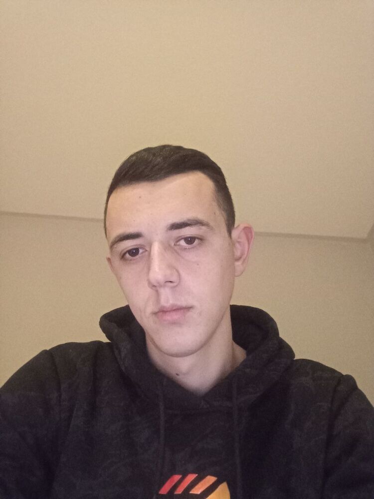  50124686  , 21 ,    