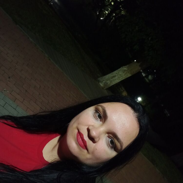  ,   Ekaterina, 39 ,  