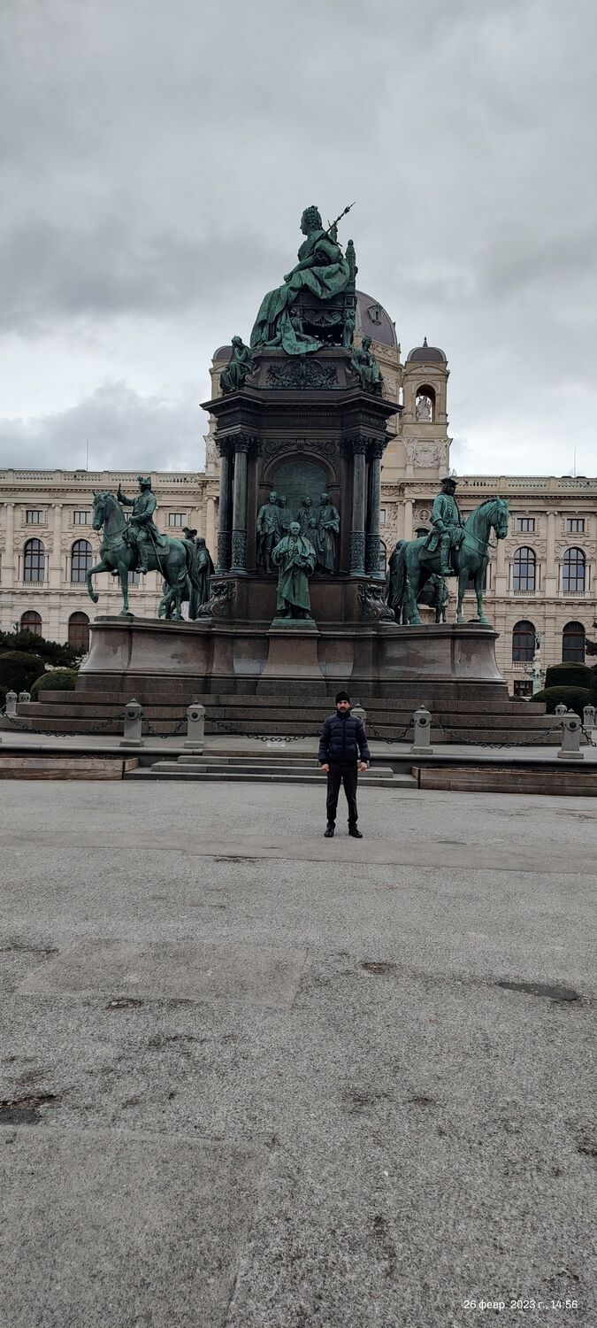  32874146  Mister, 50 ,    Praha