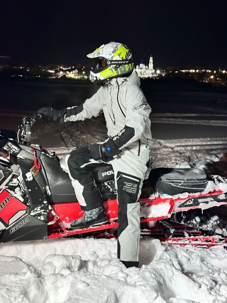  44178436  , 30 ,    
