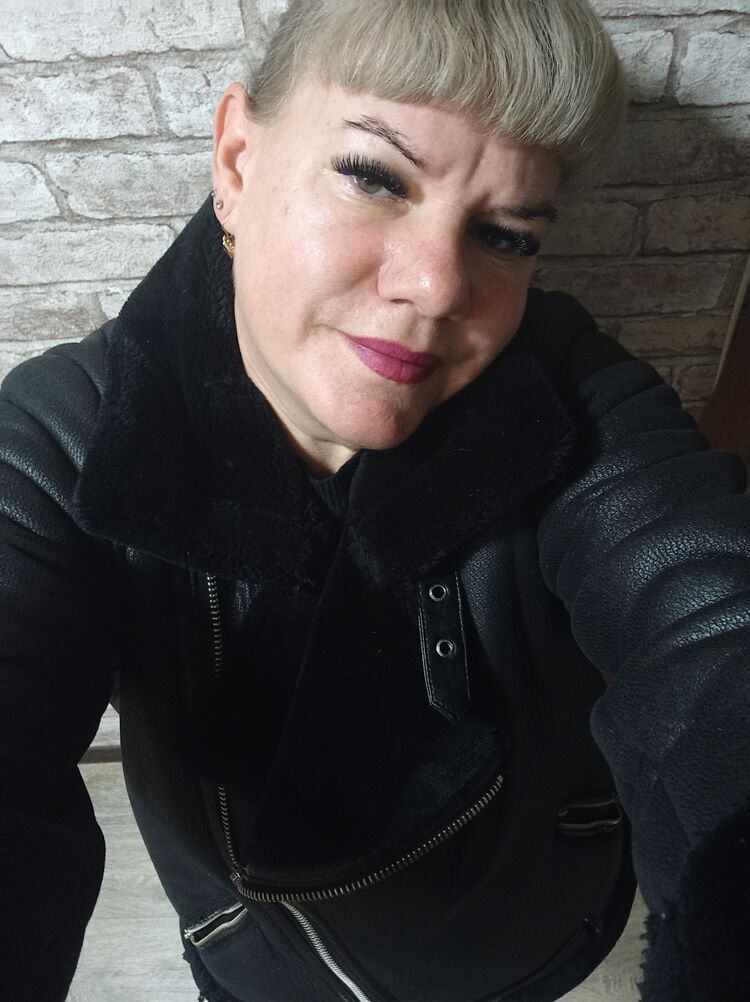  50940866  ANGEL, 42 ,    