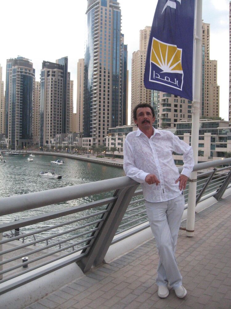  ,   Artur, 53 ,   