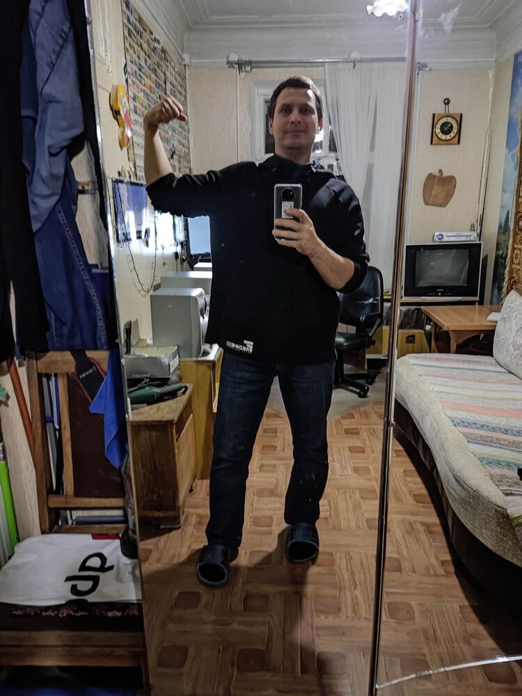  31799216  , 37 ,    