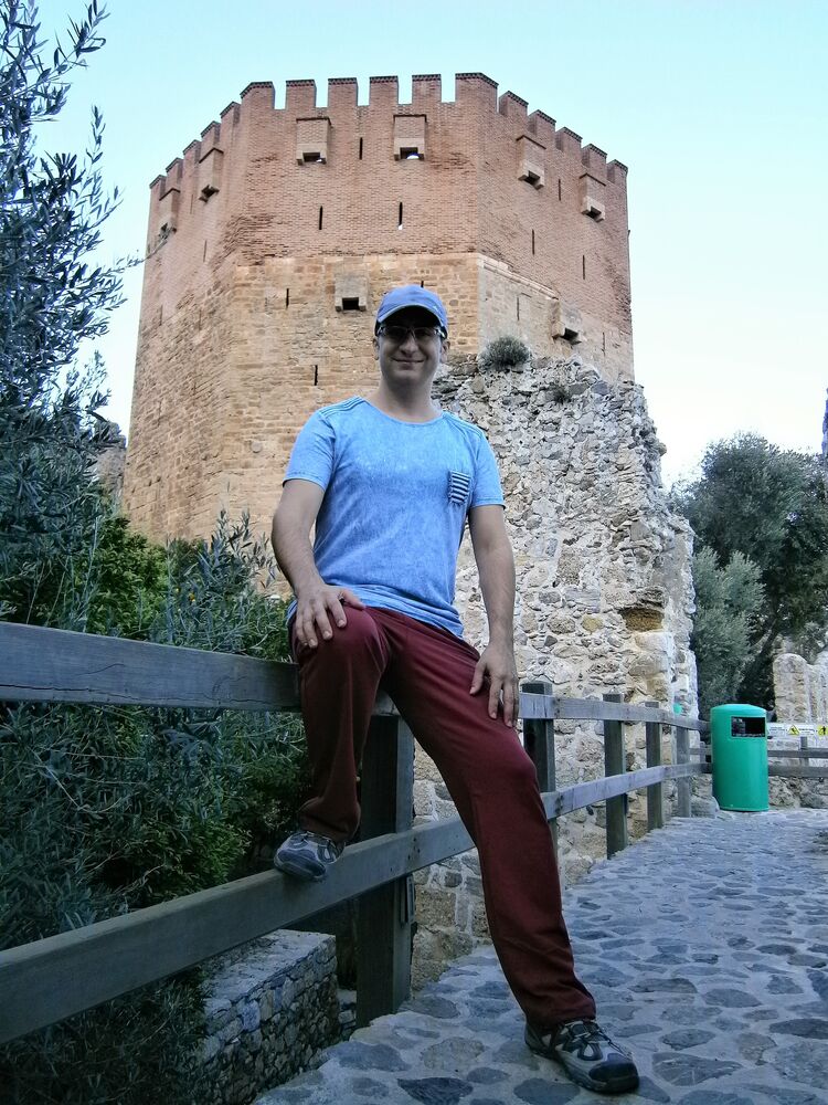  53944196  BERK, 43 ,    -