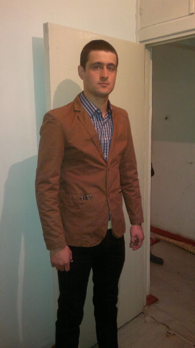  5445986  Dustik, 35 ,    