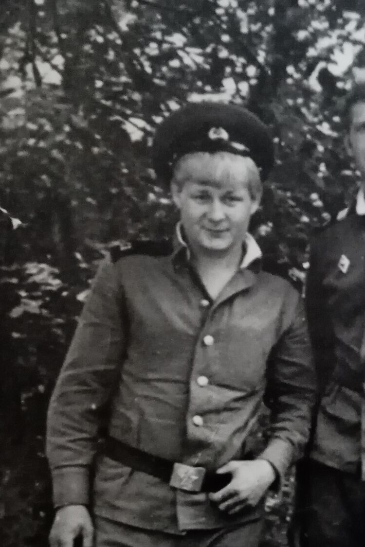 ���� 27180756 ������� ���������, 102 ����, ���� ���������� � �������������