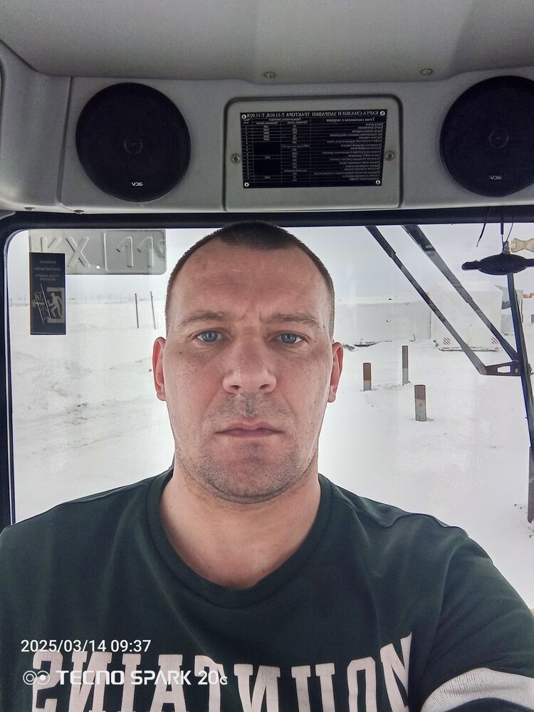 ,   Andrey, 35 ,  
