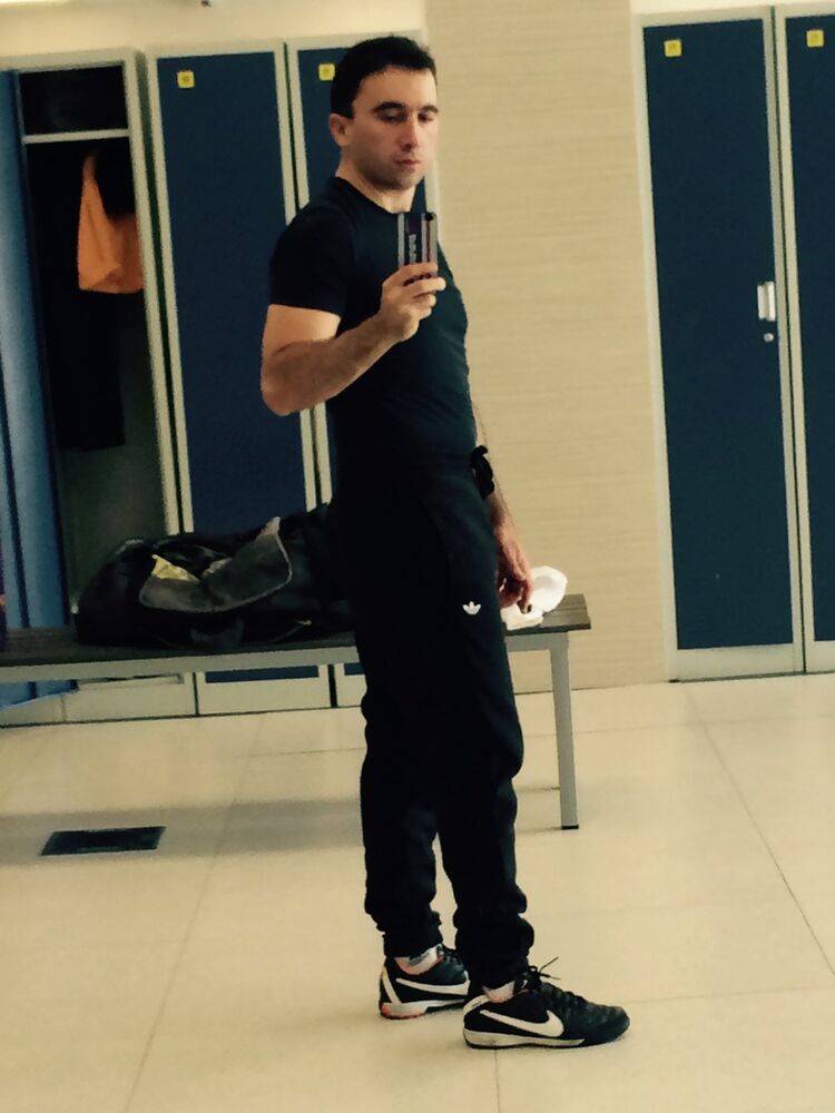  ,   Farid, 34 ,   ,   , c 
