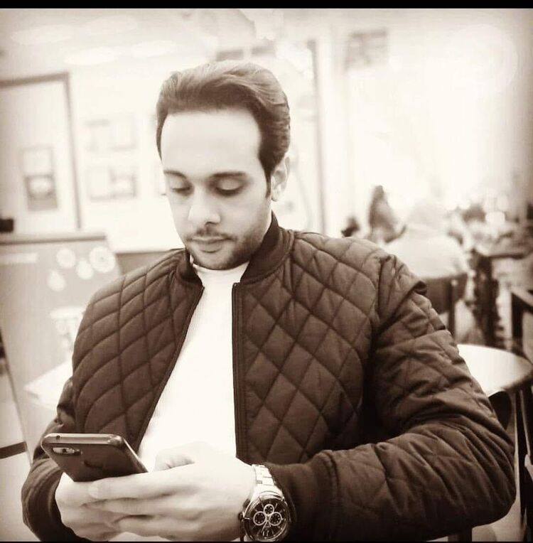  ,   Hisham, 42 ,   ,   