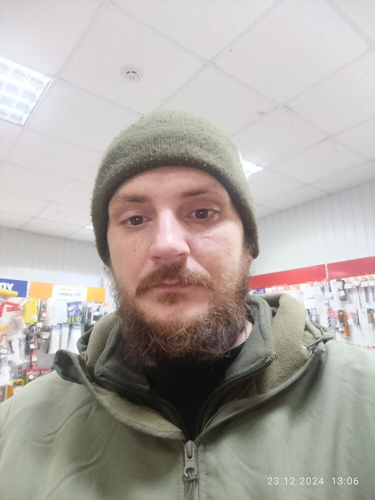  48466876  Artem, 34 ,    