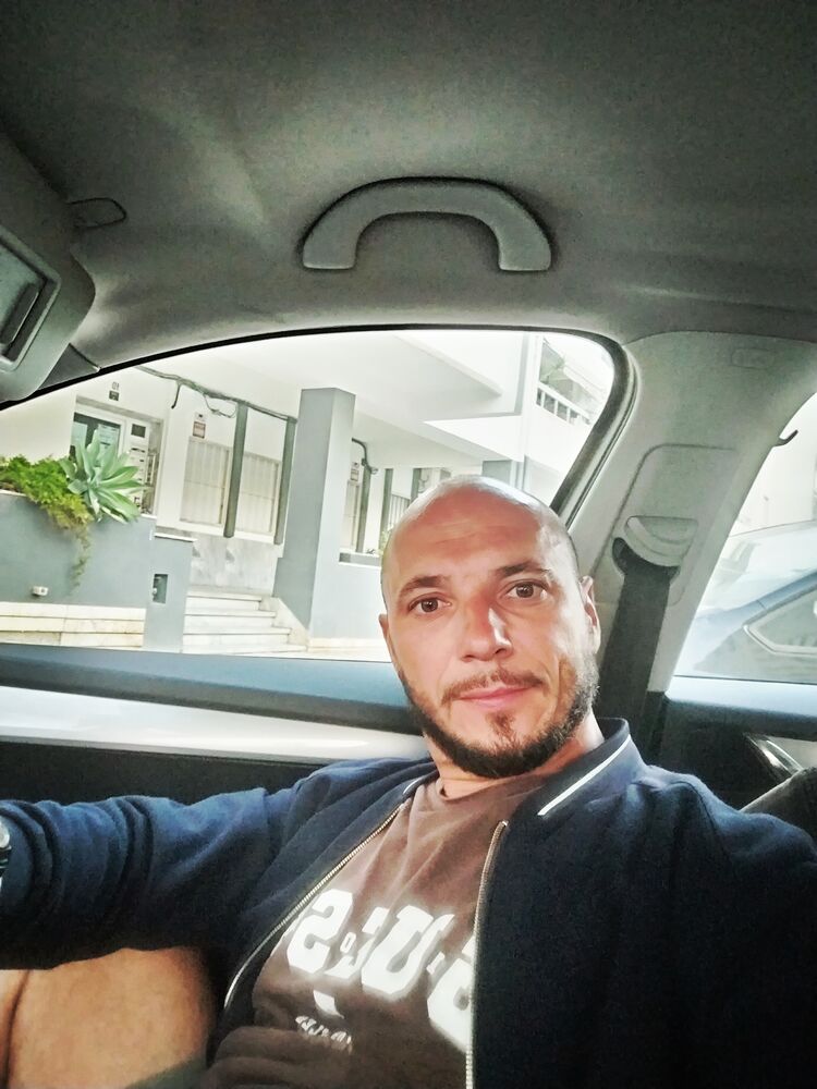  46305836  Igor, 37 ,    