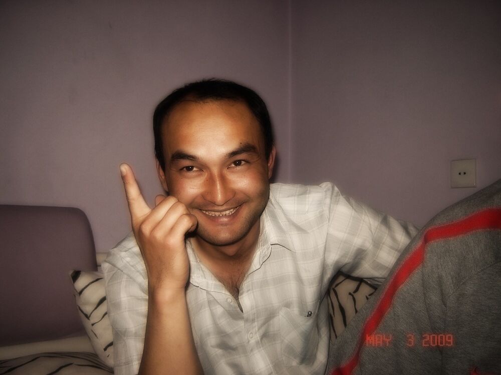  4181136  Azat, 42 ,    