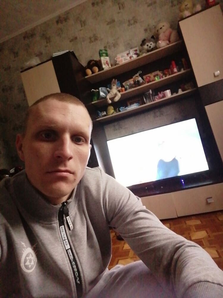  32717876  , 35 ,    