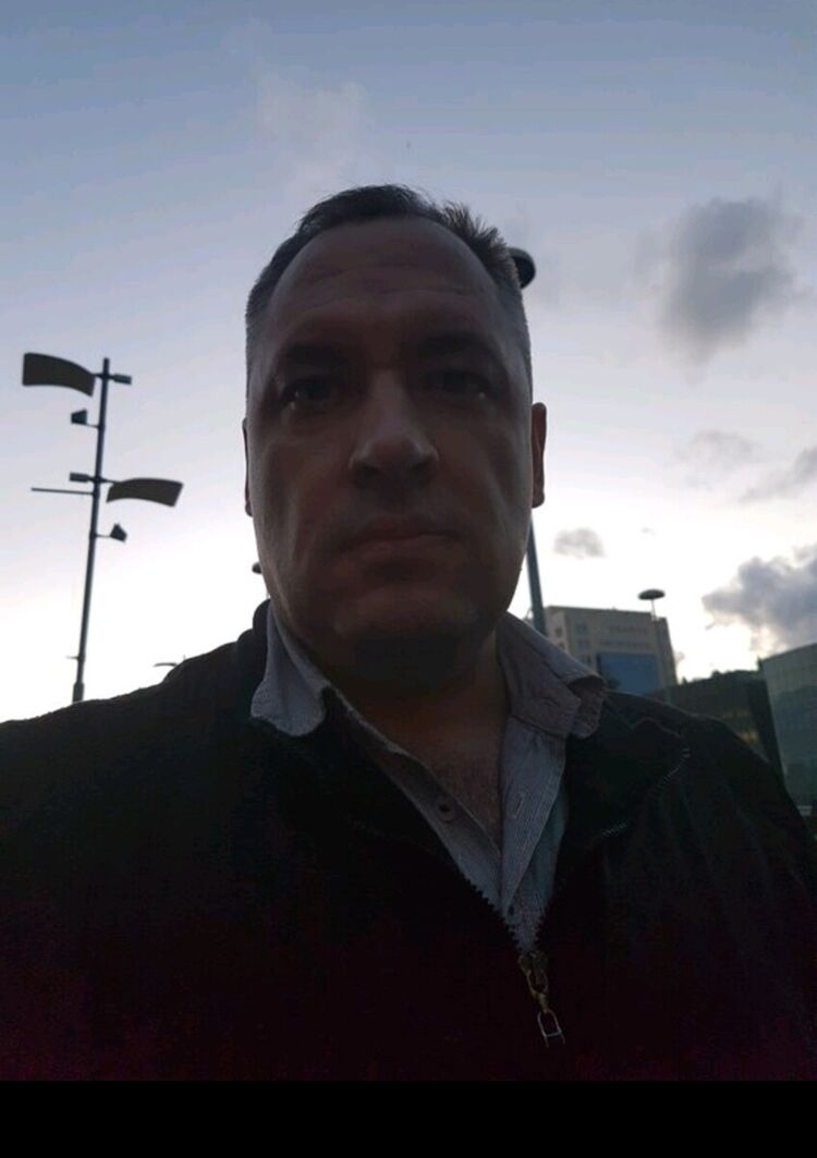  20587596  , 43 ,    