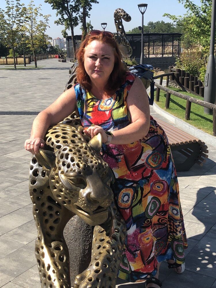 45594056  NATALIIA, 53 ,    