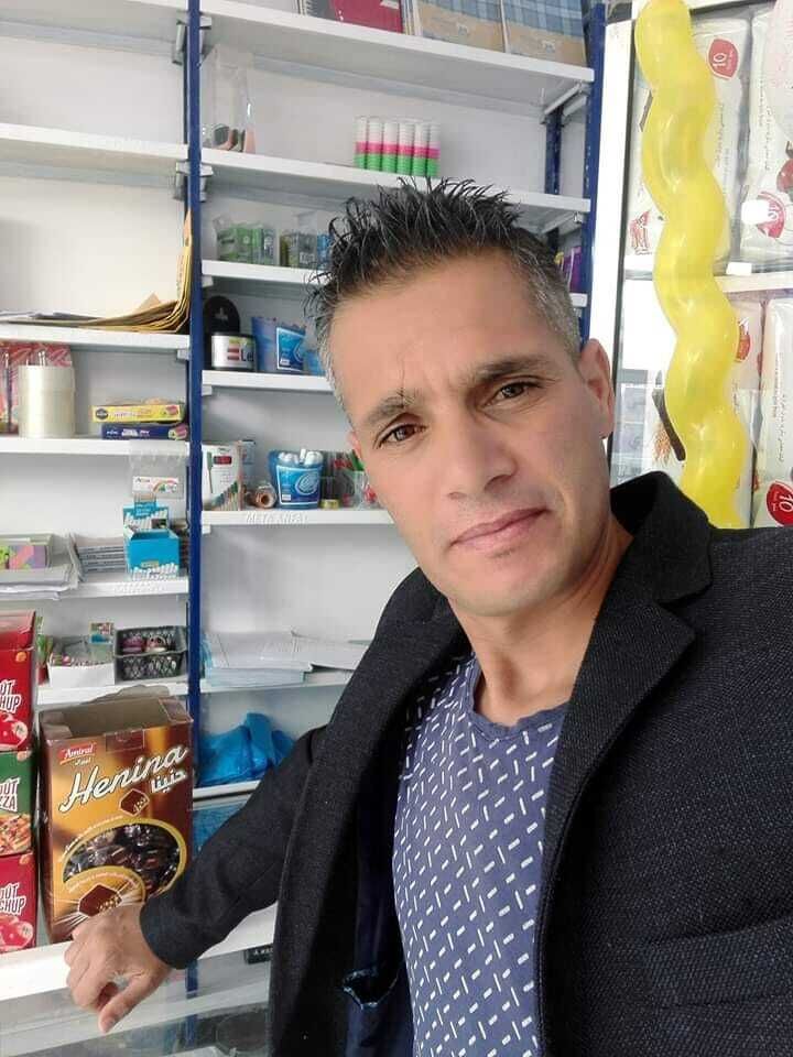  31528496  Allal, 47 ,    
