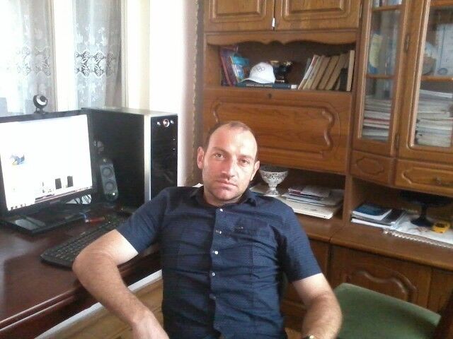  7813516  Kaxa, 47 ,    