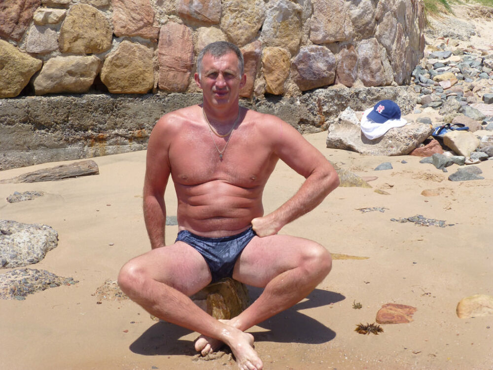  ,   Vik, 63 ,   ,   , c 