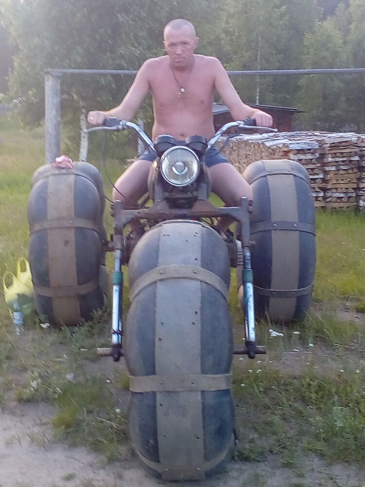  9910846  , 45 ,    