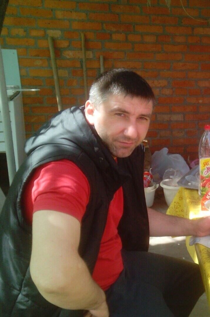  16908486  Igor, 42 ,    