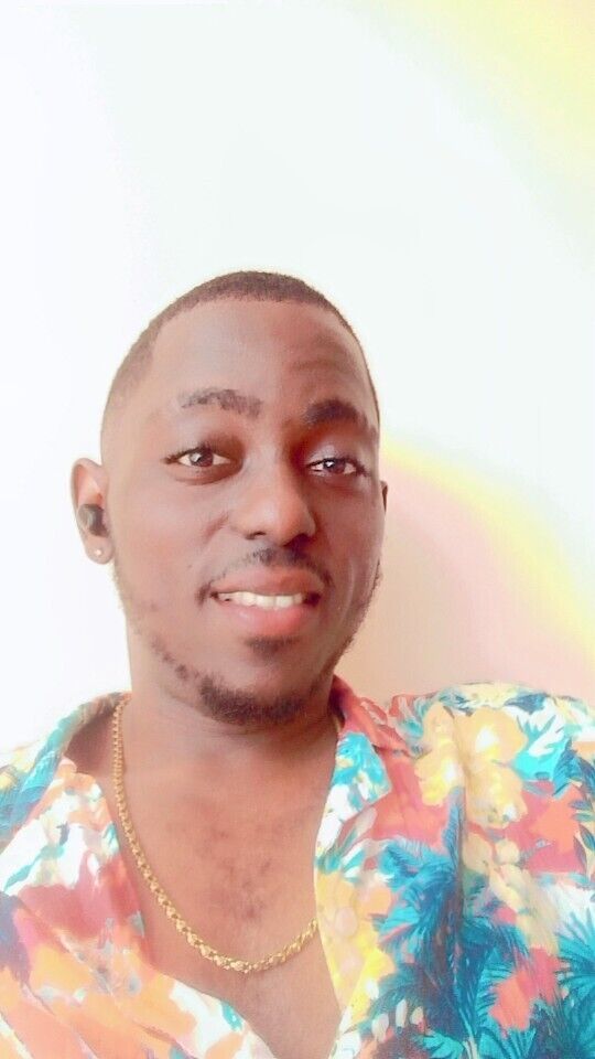  44274926  , 33 ,    -