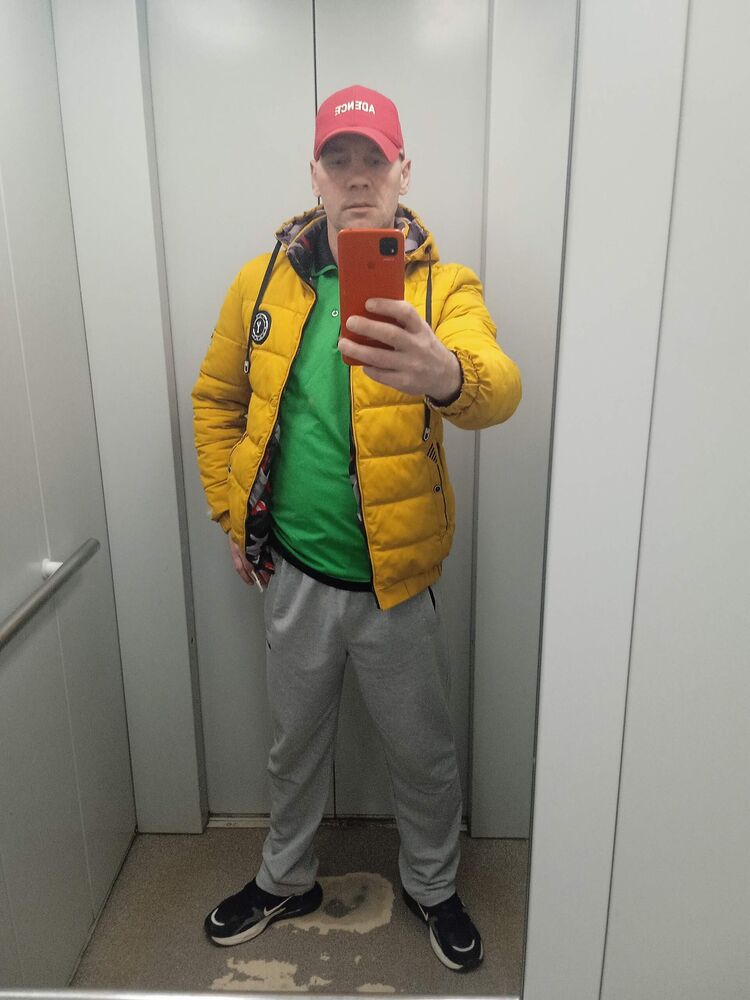  53373026  , 39 ,    