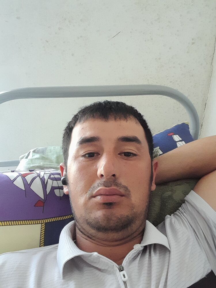  39440536  Botir, 31 ,    