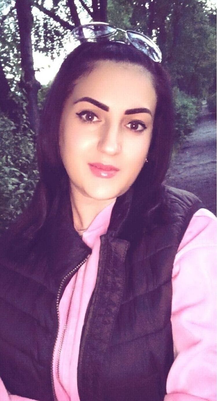  ,   Stella, 35 ,   c 