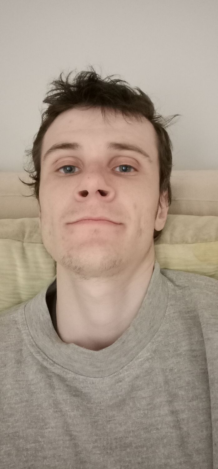  23103576  , 32 ,    