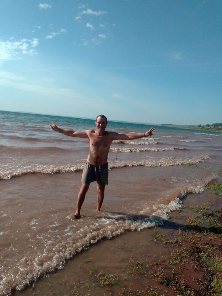  41476186  , 48 ,    