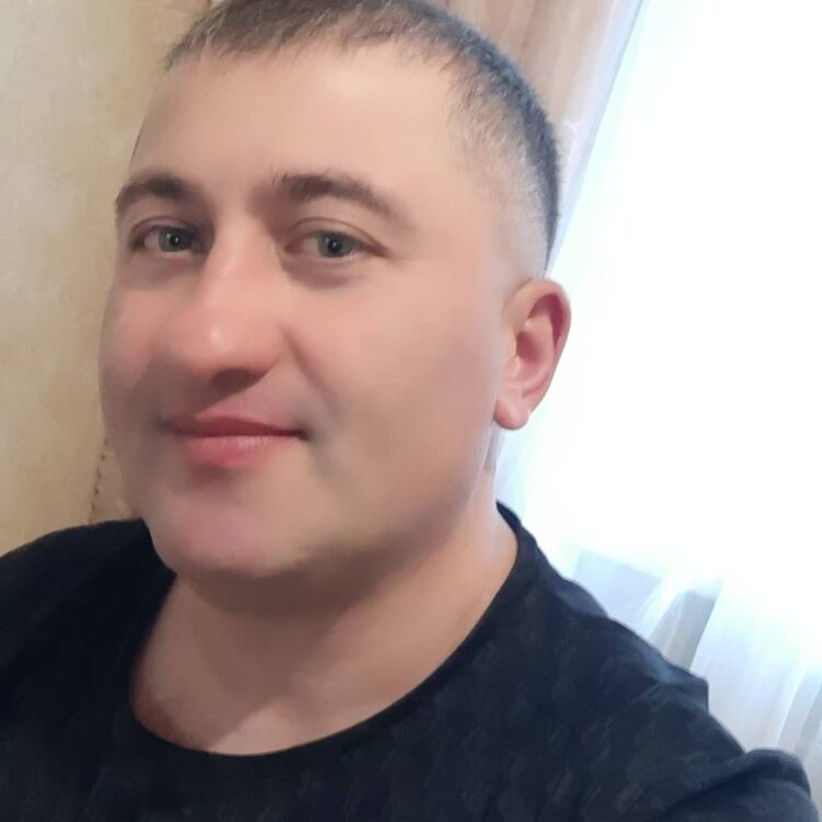  30709396  Ruslan, 39 ,    