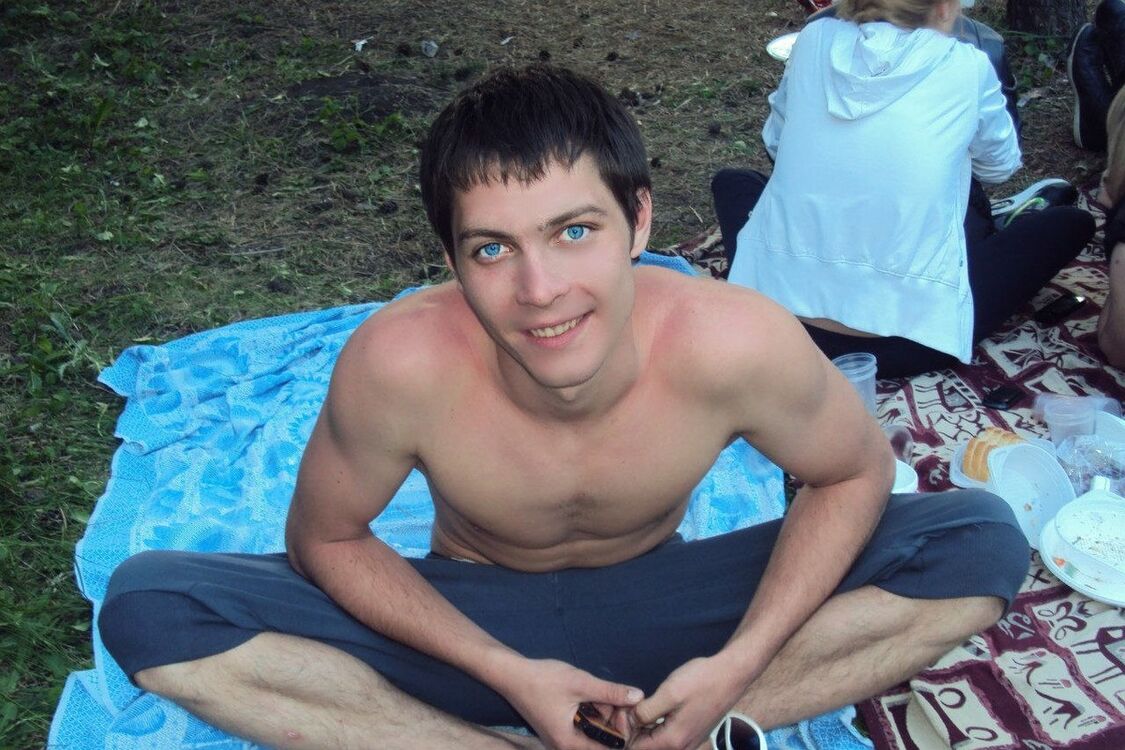  -,   , 32 ,   