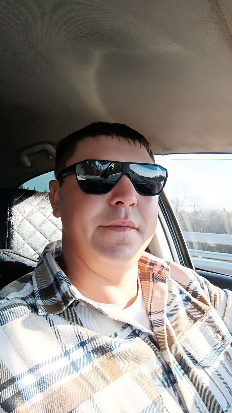  46772496  Deniska, 33 ,    